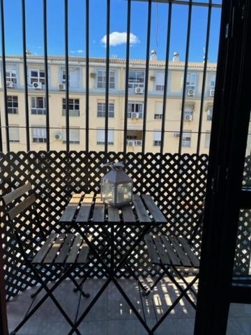 סביליה Amador Apartamento Familiar Centro Parking Amador De Los Rios מראה חיצוני תמונה